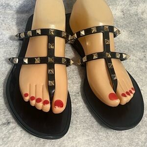 Valentino Garavani Rockstud Caged Black/Gold Flat PVC Jelly Sandals~40EU9.5-10US